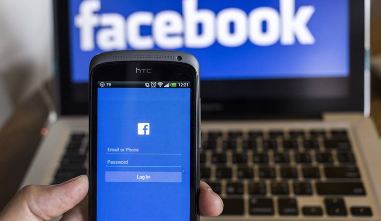 Facebook tajno bilježio razgovore korisnika, snimao ih mikrofonom